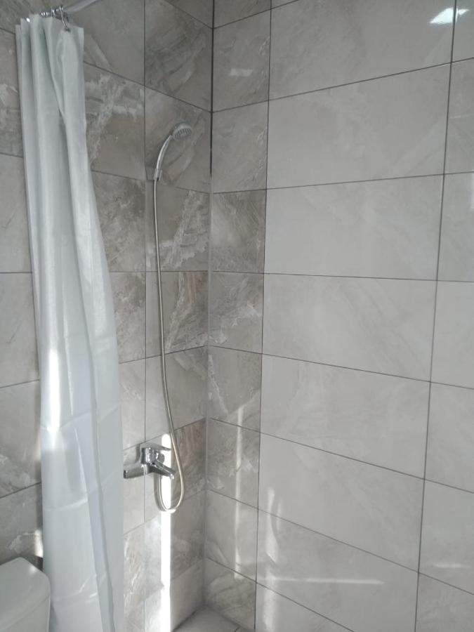 Na Shapsug Guest House Gagra Exterior photo