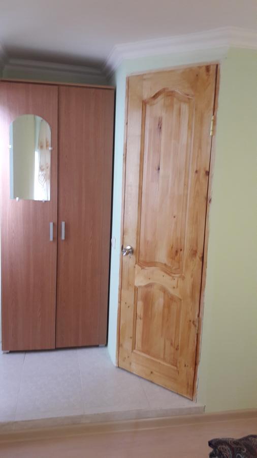 Na Shapsug Guest House Gagra Exterior photo
